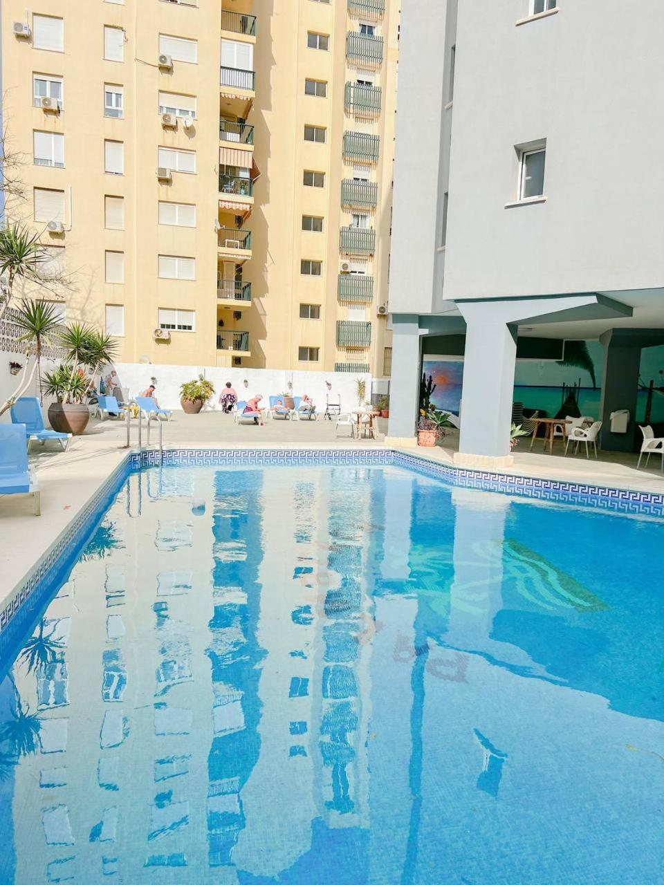 Palm Beach Aparment Sea Views Torremolinos Dış mekan fotoğraf