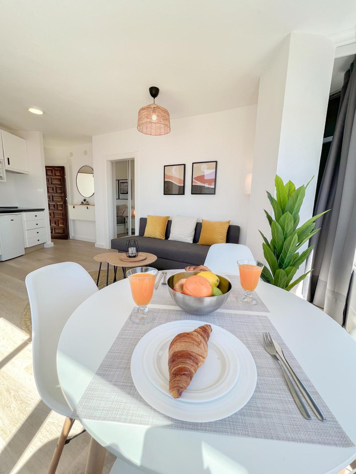 Palm Beach Aparment Sea Views Torremolinos Dış mekan fotoğraf