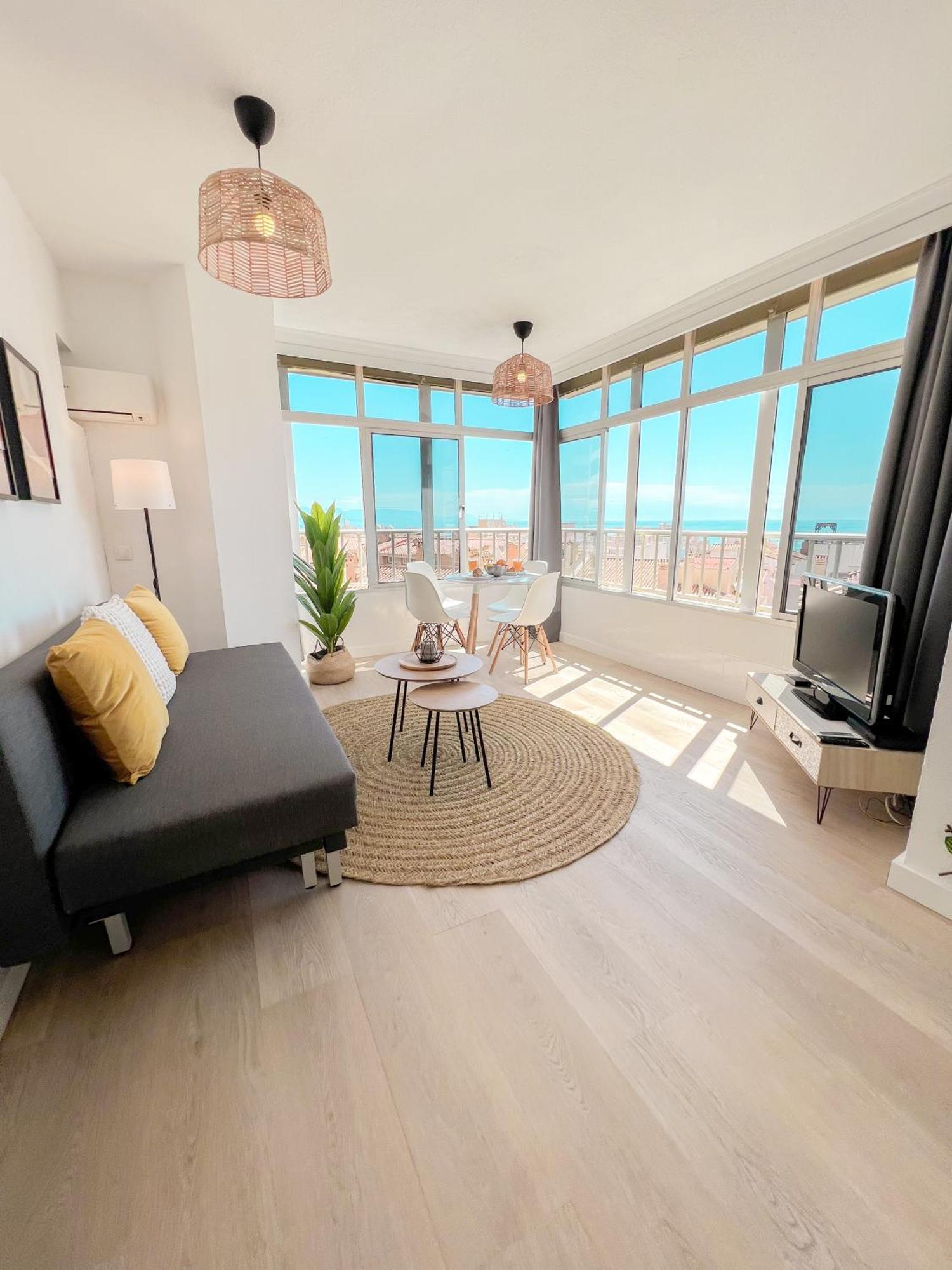 Palm Beach Aparment Sea Views Torremolinos Dış mekan fotoğraf