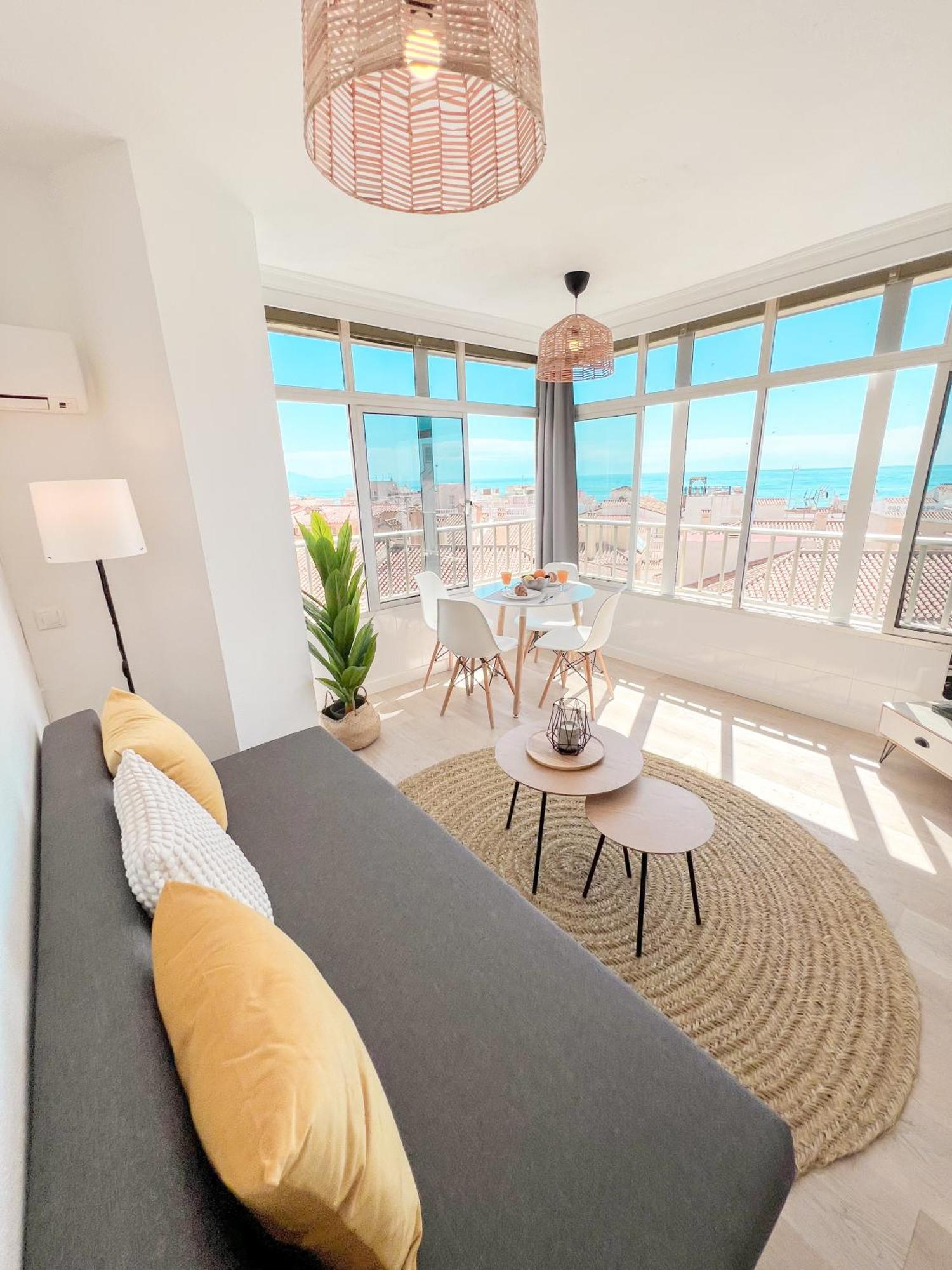 Palm Beach Aparment Sea Views Torremolinos Dış mekan fotoğraf